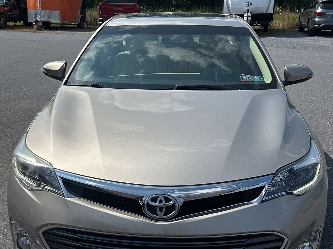 Used 2013 Toyota Avalon Limited FWD image 5