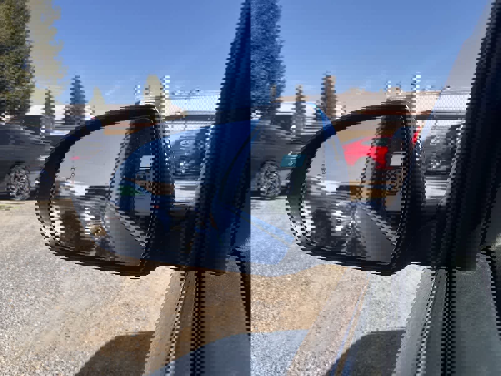 Used 2017 Hyundai Elantra Limited image 17