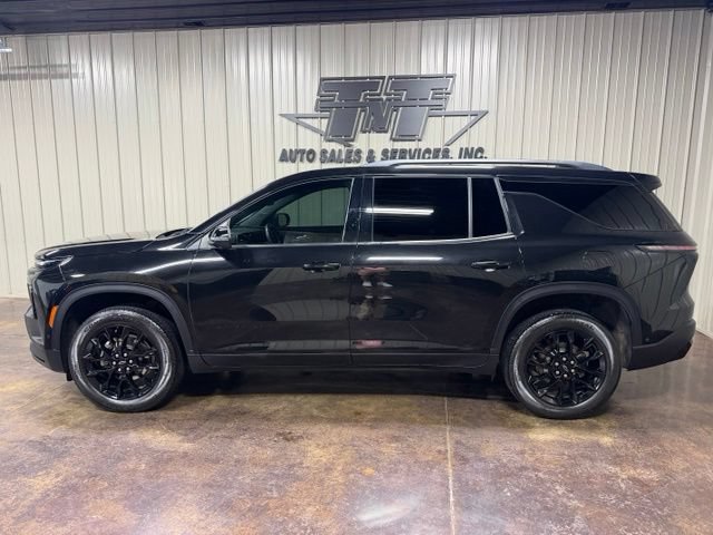 Used 2024 Chevrolet Traverse LT w/ Enhanced Driving Package FWD image 3