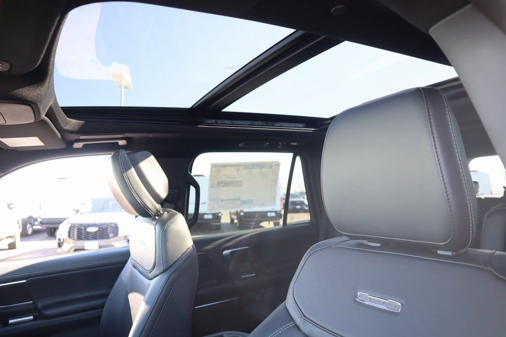New 2026 Ford Expedition Platinum w/ Stealth Performance Package image 17