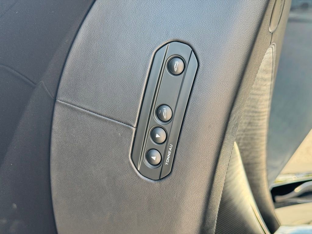 Used 2019 McLaren 570S Spider image 38