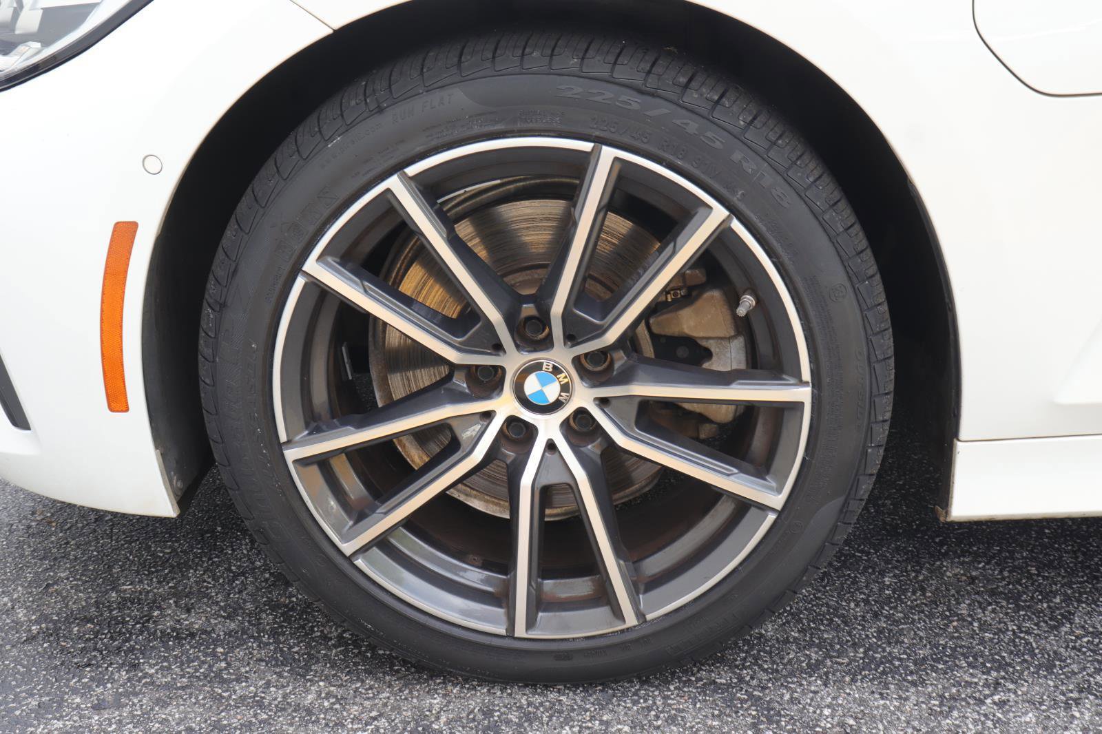 Used 2021 BMW 330e w/ Convenience Package RWD image 32