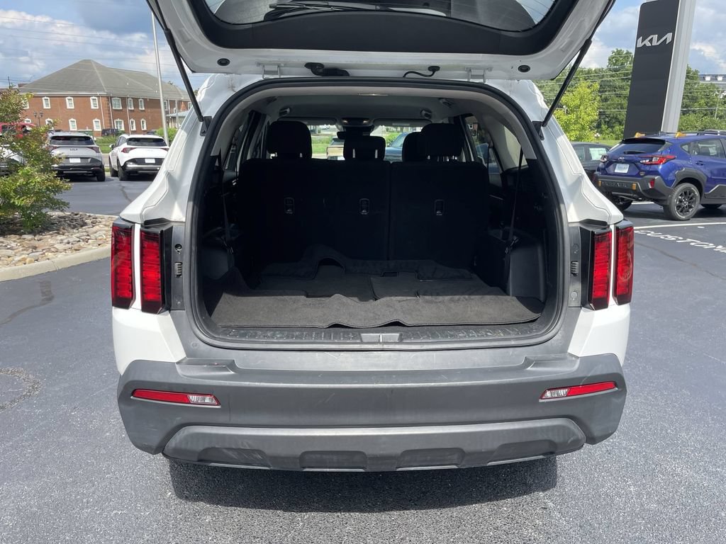 Used 2022 Kia Sorento LX AWD/4WD image 32