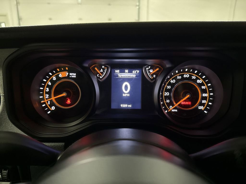 Used 2025 Jeep Wrangler Sport image 12