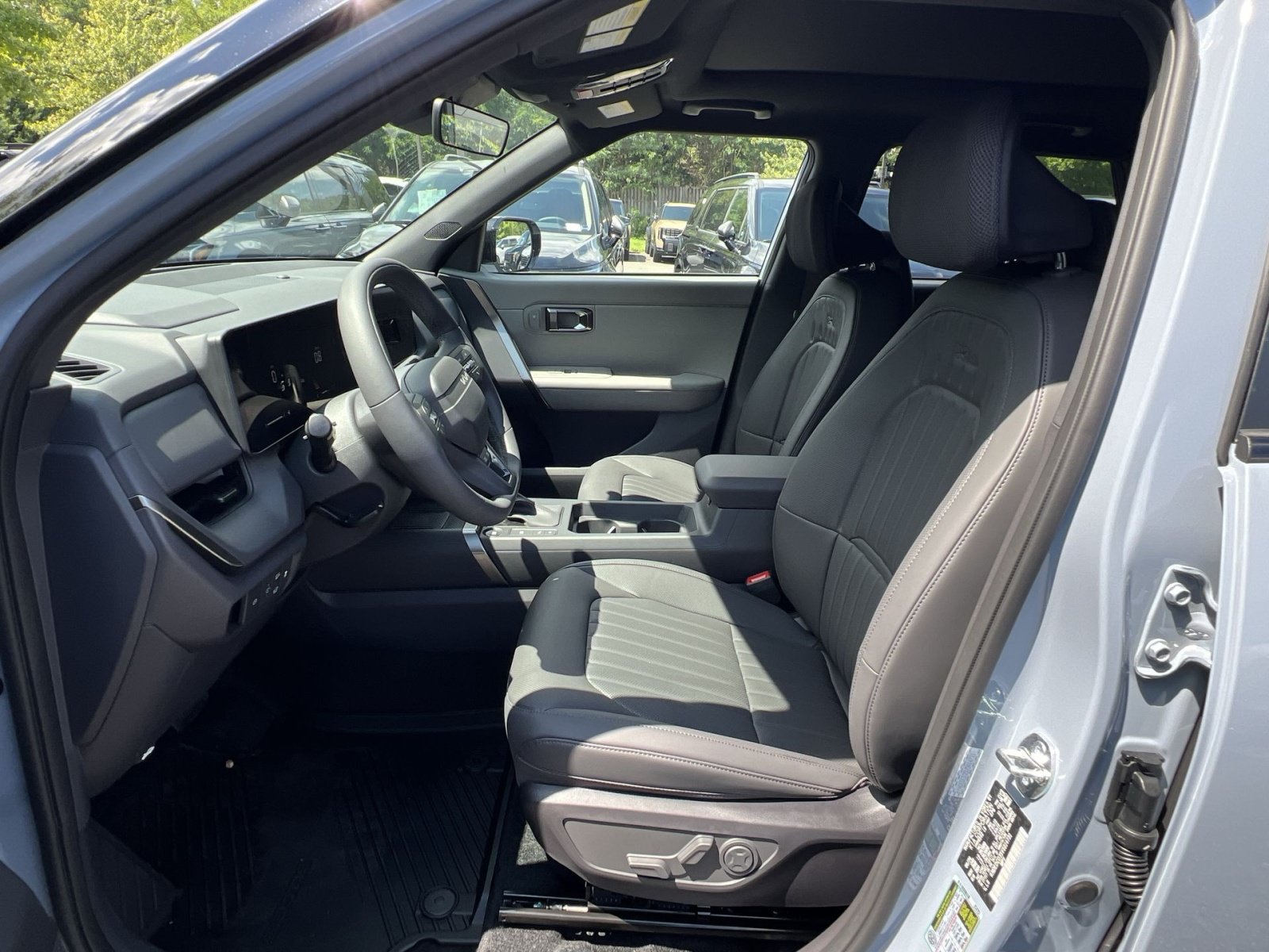 New 2027 Kia Seltos X-Line S w/ X-Line S Premium Package AWD/4WD image 18