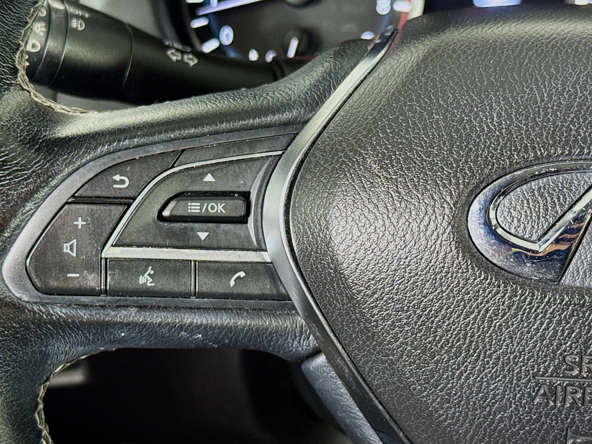 Used 2021 INFINITI Q50 Luxe RWD image 11