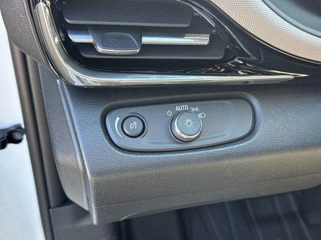 New 2026 Buick Envista Avenir image 25