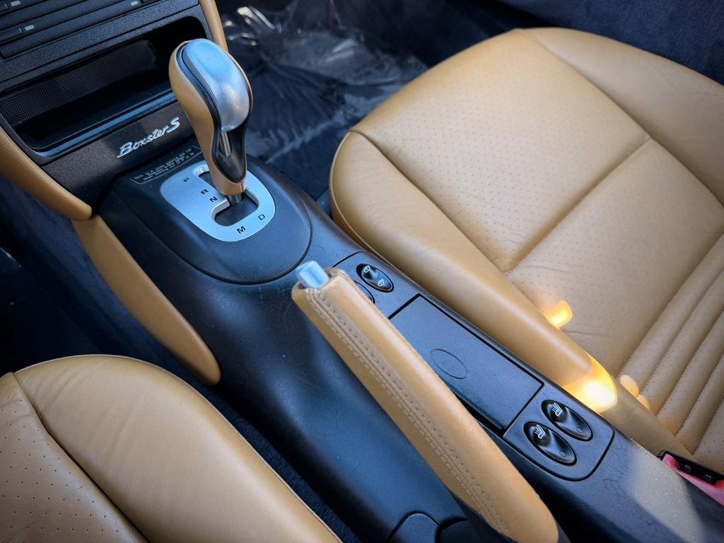 Used 2004 Porsche Boxster S image 29