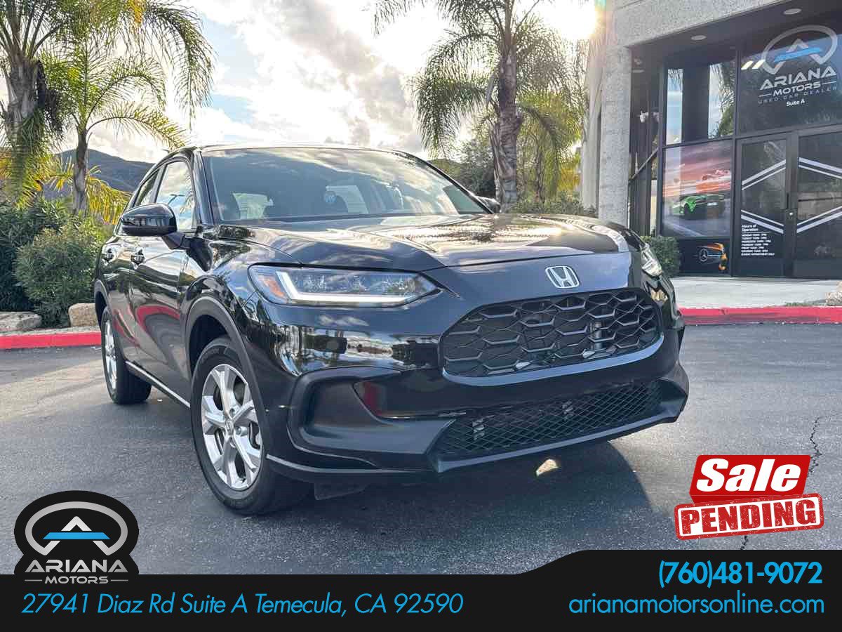 Used 2025 Honda HR-V LX image 1