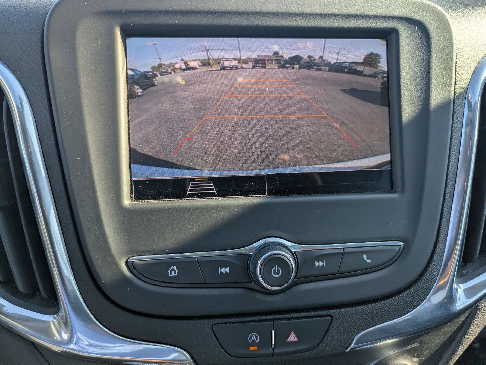 Used 2023 Chevrolet Equinox LT AWD/4WD image 16