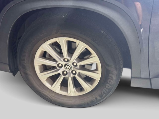 Used 2024 Toyota Grand Highlander AWD image 10