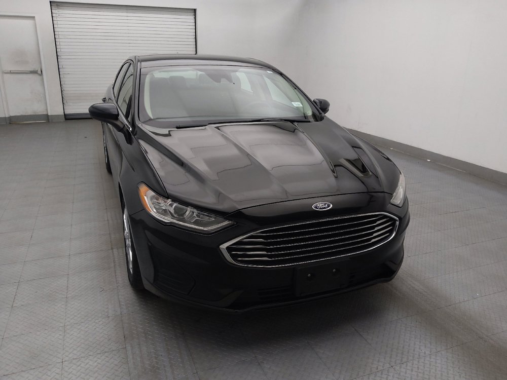 Used 2020 Ford Fusion SE FWD image 14