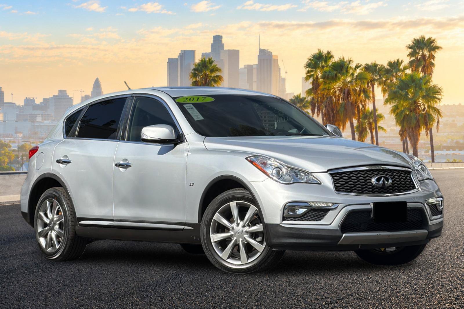 Used 2017 INFINITI QX50 2WD image 2