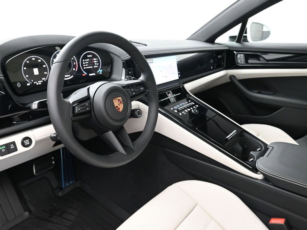 New 2026 Porsche Panamera image 4