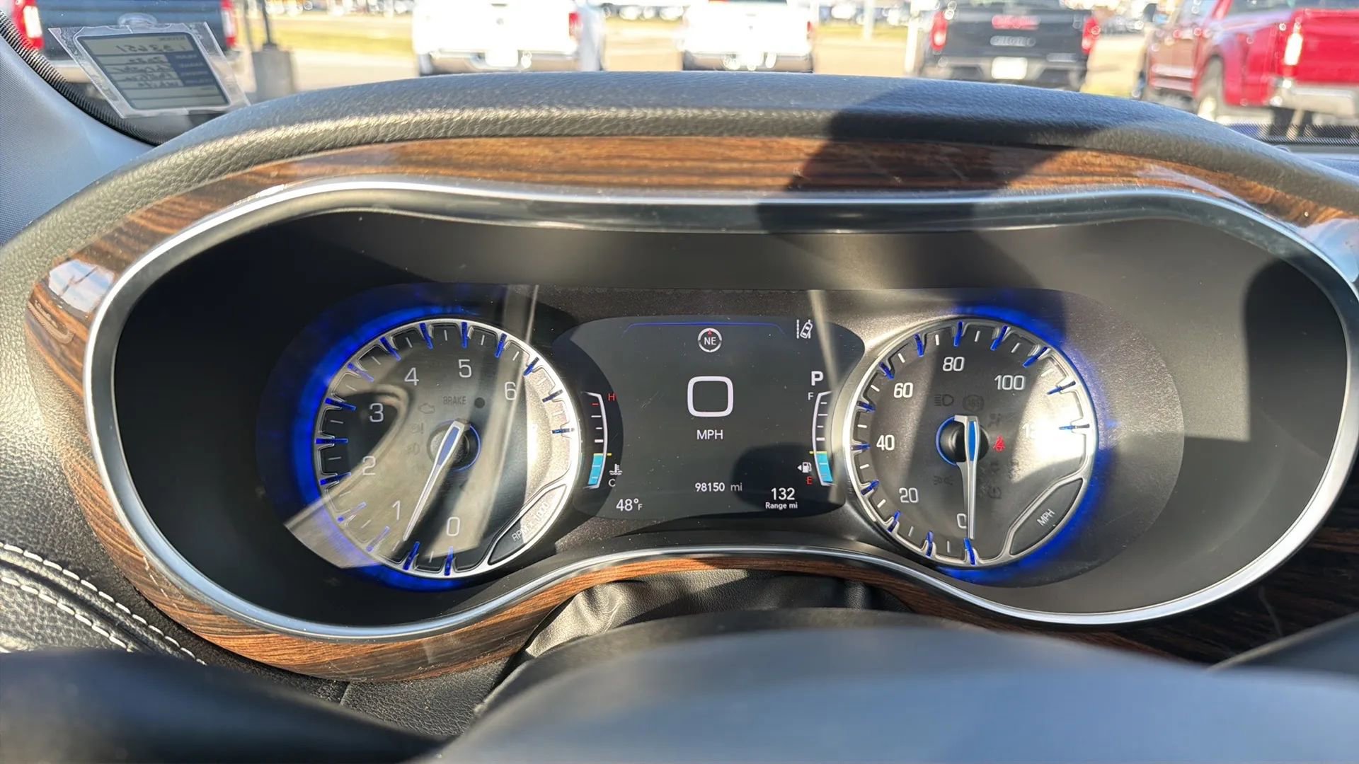 Used 2022 Chrysler Pacifica Limited image 90
