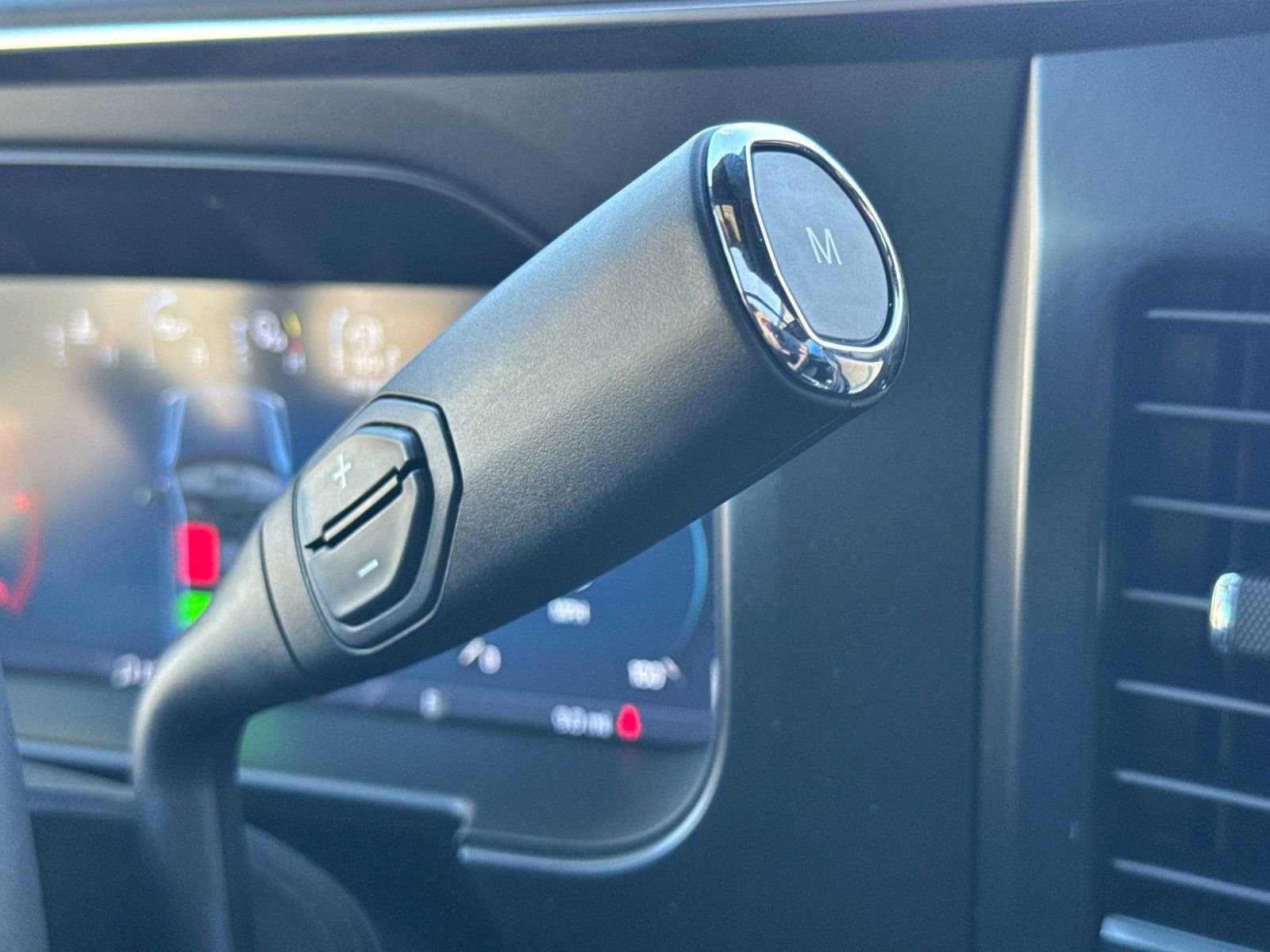 New 2026 Ford F350 Platinum w/ FX4 Off-Road Package image 24