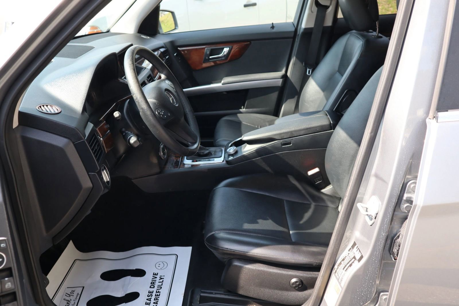 Used 2011 Mercedes-Benz GLK 350 4MATIC image 9
