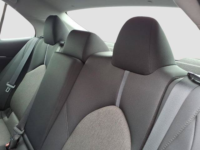 Used 2021 Toyota Camry LE FWD image 15