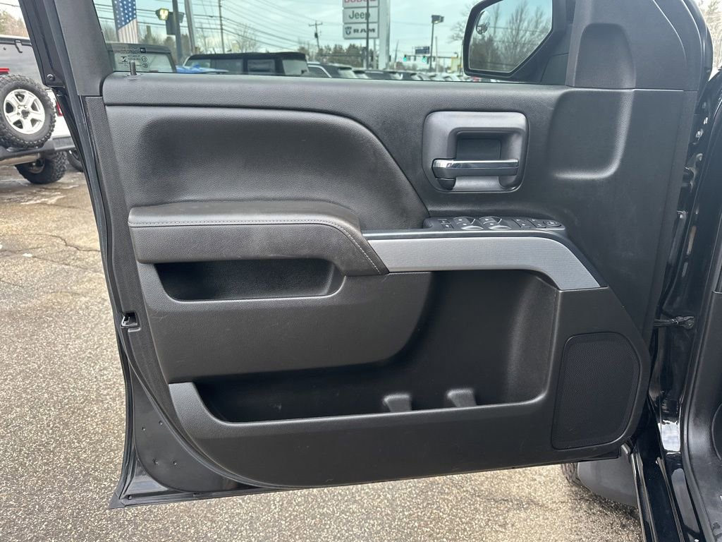 Used 2017 Chevrolet Silverado 1500 LT w/ All Star Edition image 15