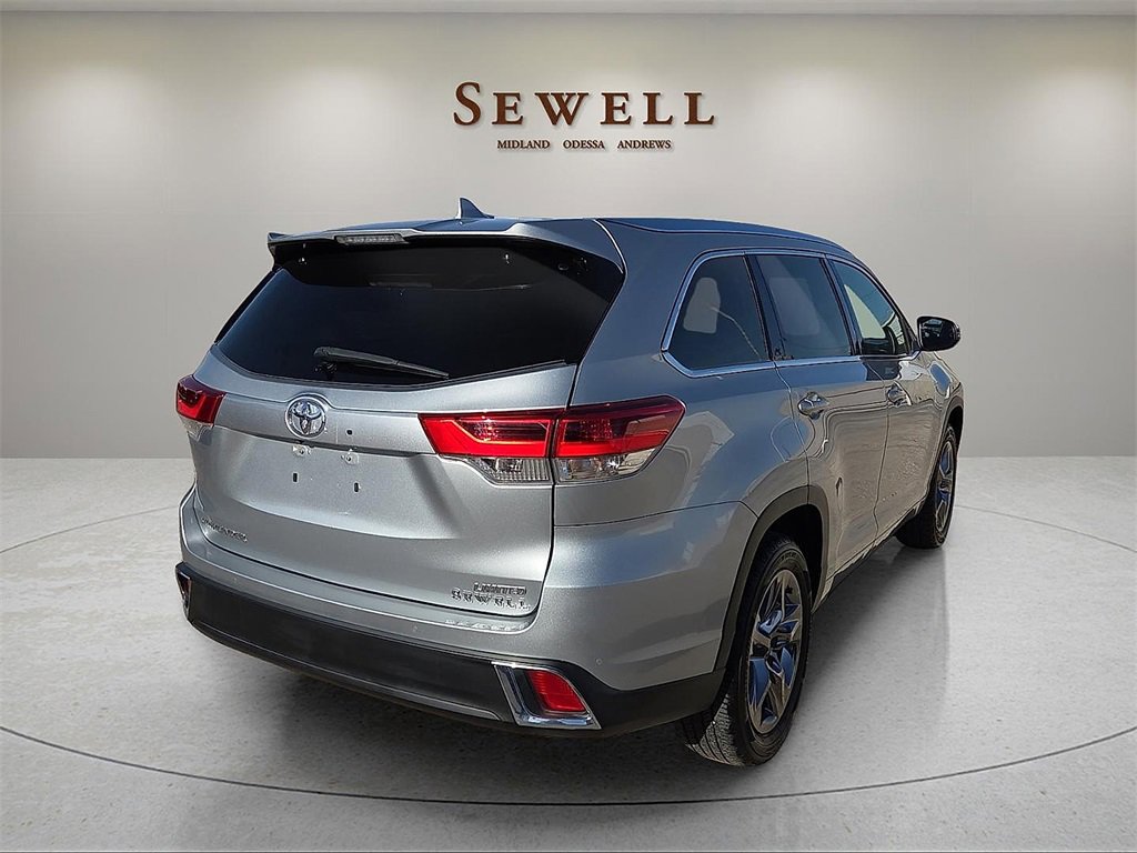 Used 2018 Toyota Highlander Limited image 4