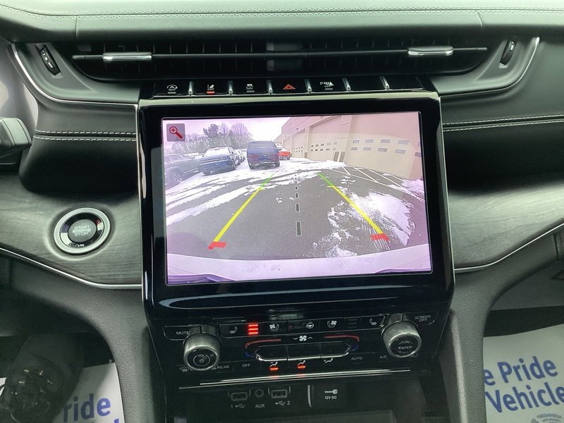 Used 2021 Jeep Grand Cherokee L Overland w/ Luxury Tech Group IV image 37