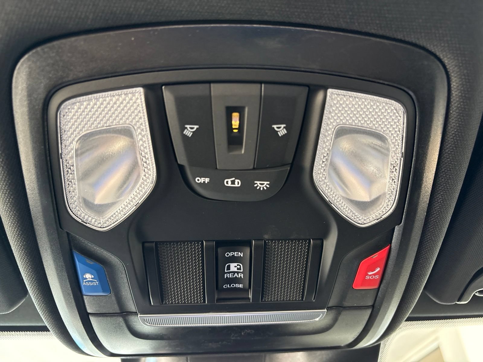 New 2026 RAM 2500 Tradesman AWD/4WD image 17