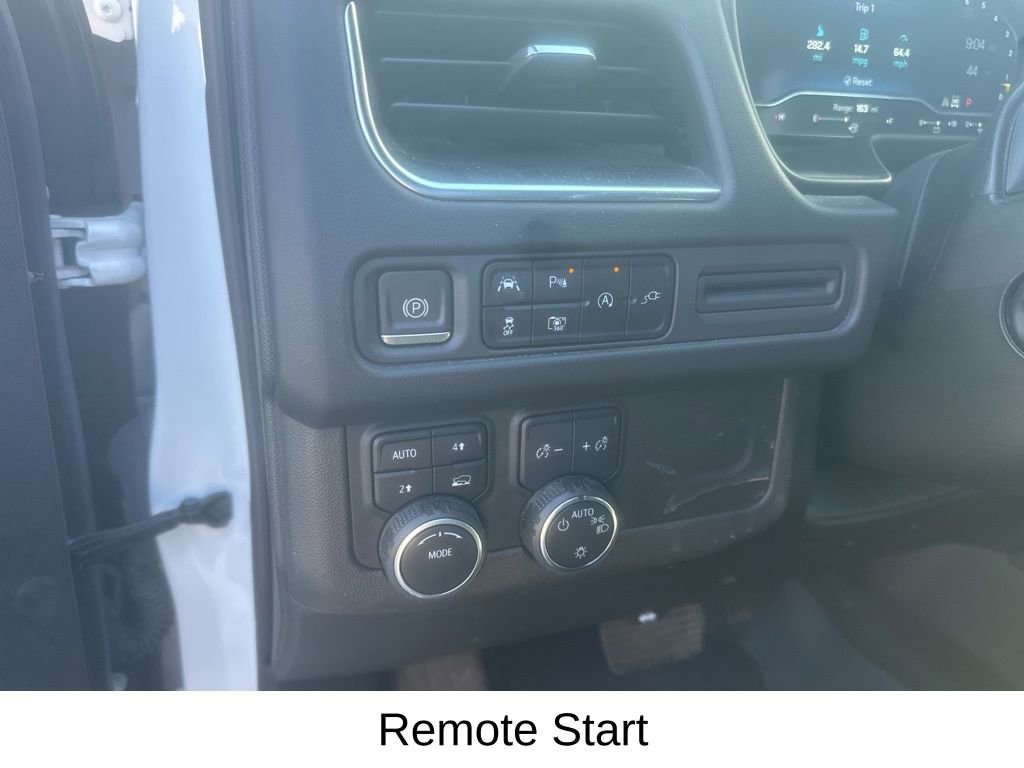 Certified 2022 Chevrolet Suburban RST w/ Sport Performance Package image 21