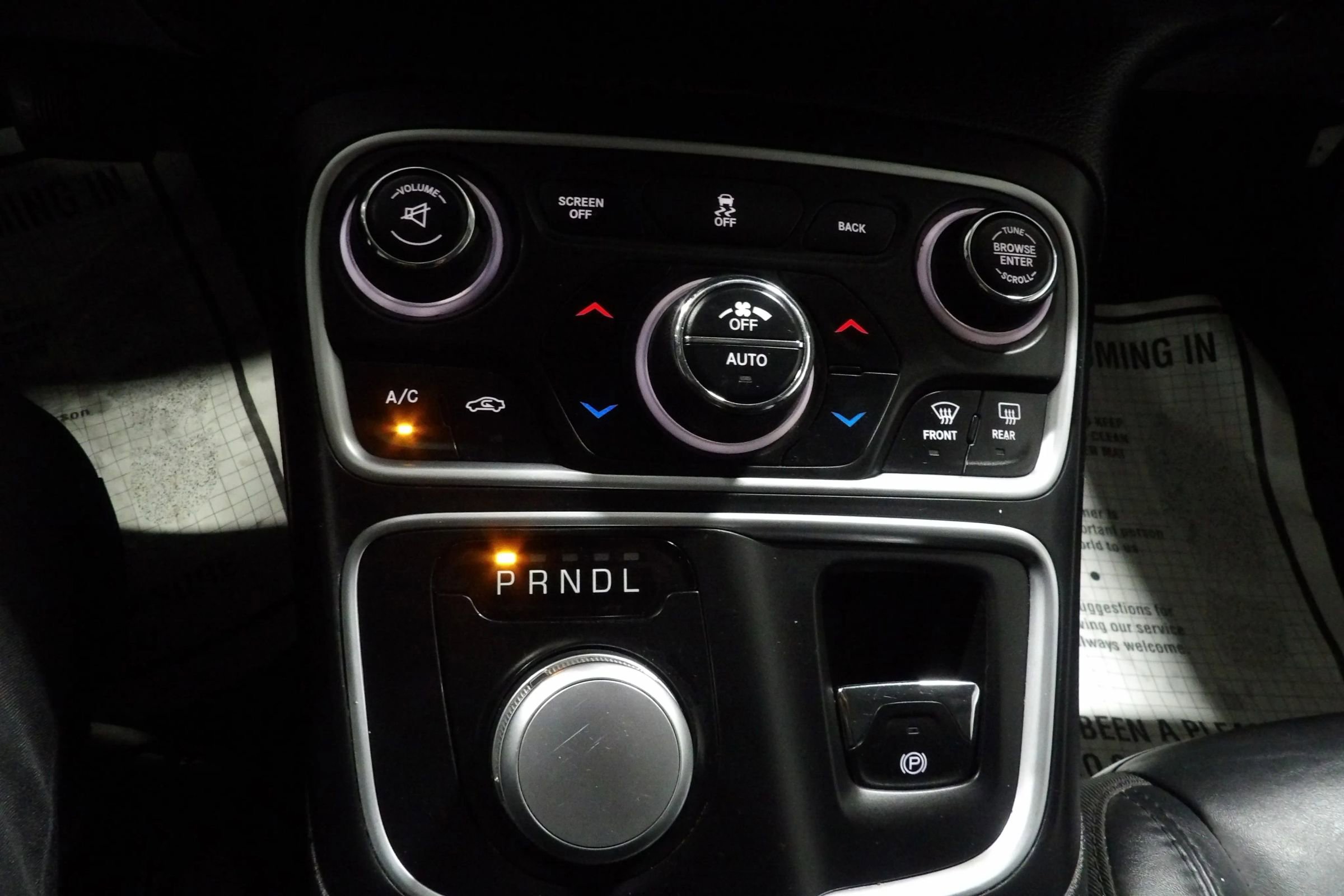 Used 2015 Chrysler 200 C w/ Navigation & Sound Group I image 15