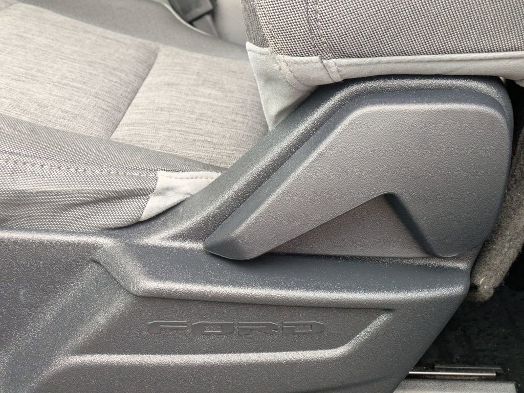 Used 2022 Ford F150 XL image 16