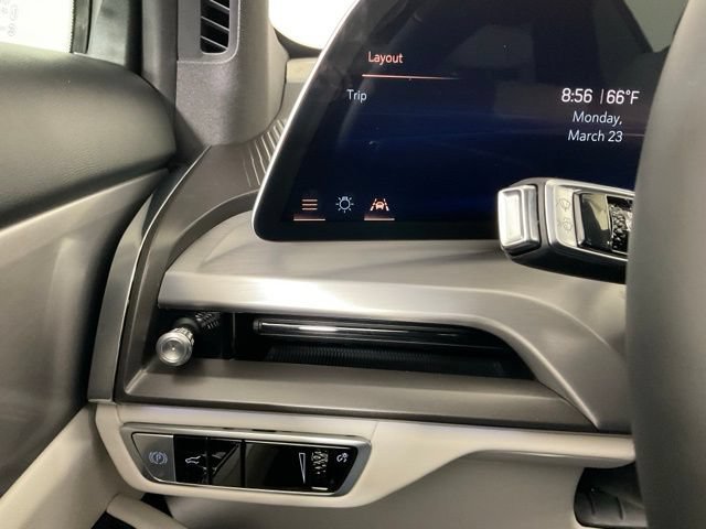 New 2026 Cadillac Vistiq Luxury w/ LPO, Floor Liner Package AWD/4WD image 23