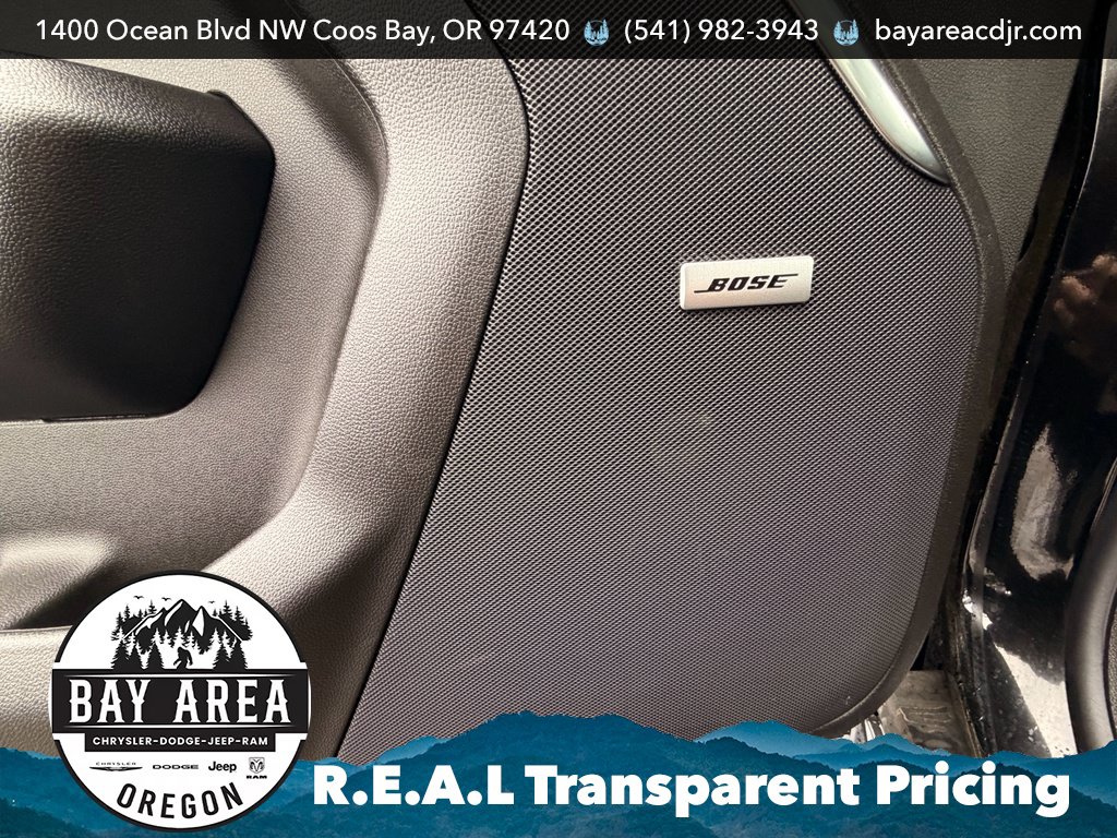 Used 2024 GMC Yukon Denali AWD/4WD image 25