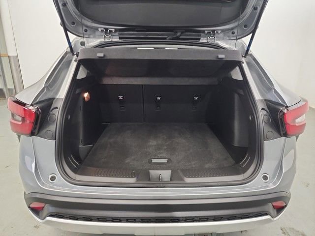 Used 2024 Chevrolet Trax LT image 9