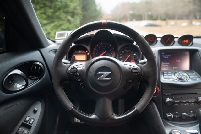 Used 2019 Nissan 370Z NISMO image 24