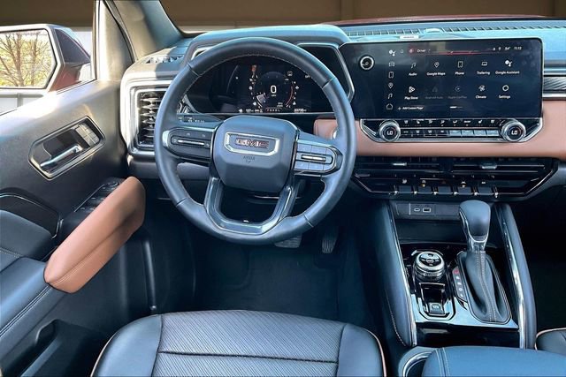 Used 2023 GMC Canyon AT4 w/ AT4 Premium Package image 5
