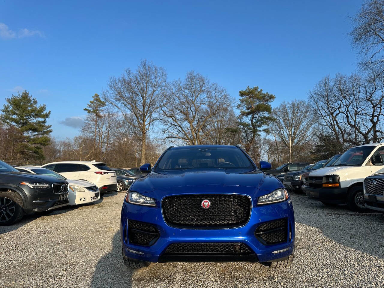 Used 2018 Jaguar F-PACE R-Sport image 3