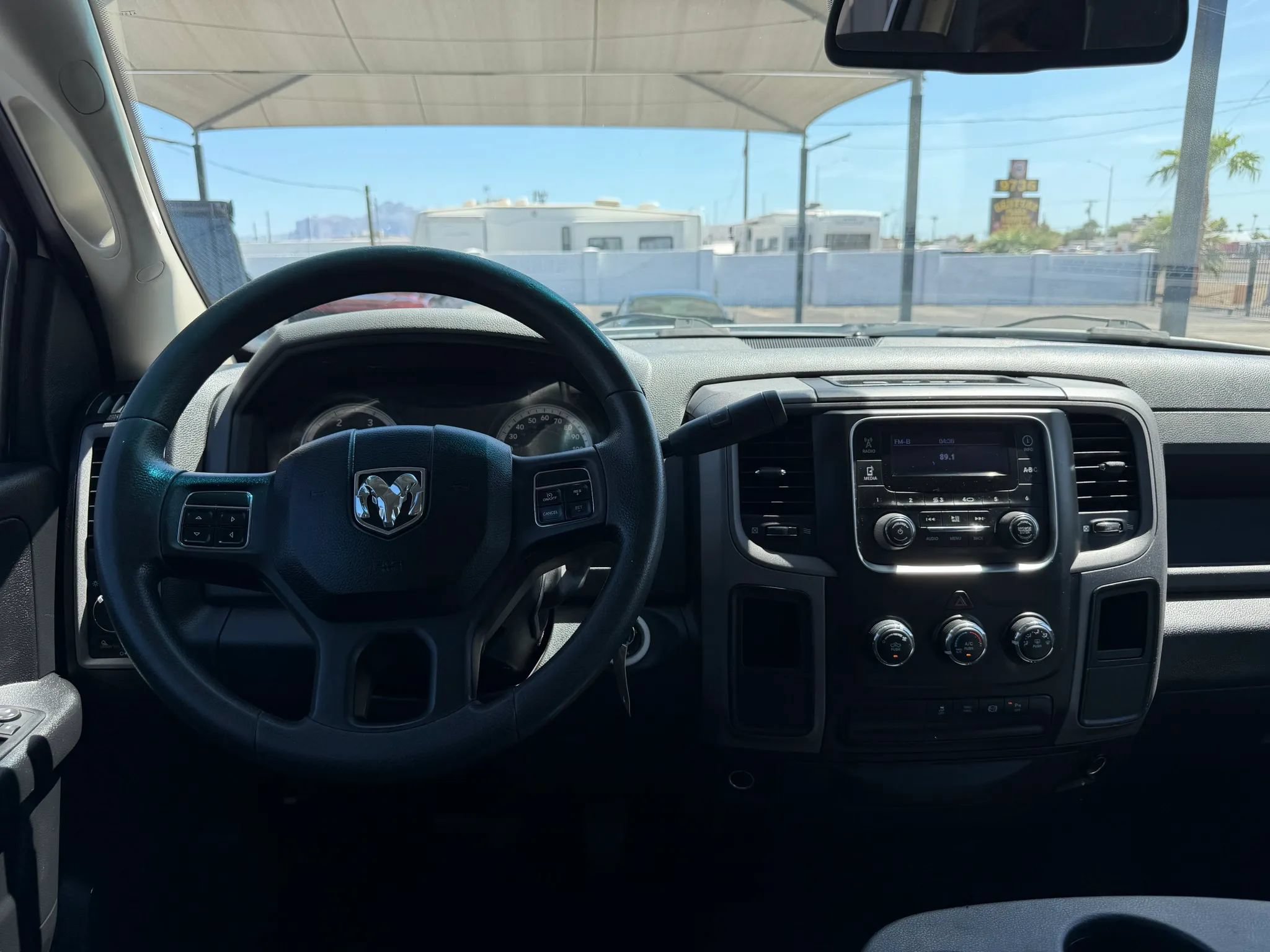 Used 2014 RAM 2500 Tradesman w/ Chrome Appearance Group RWD image 21