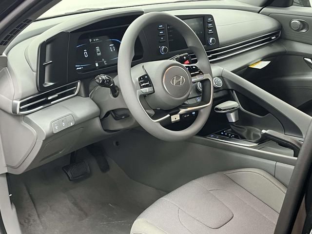 New 2026 Hyundai Elantra SE image 9