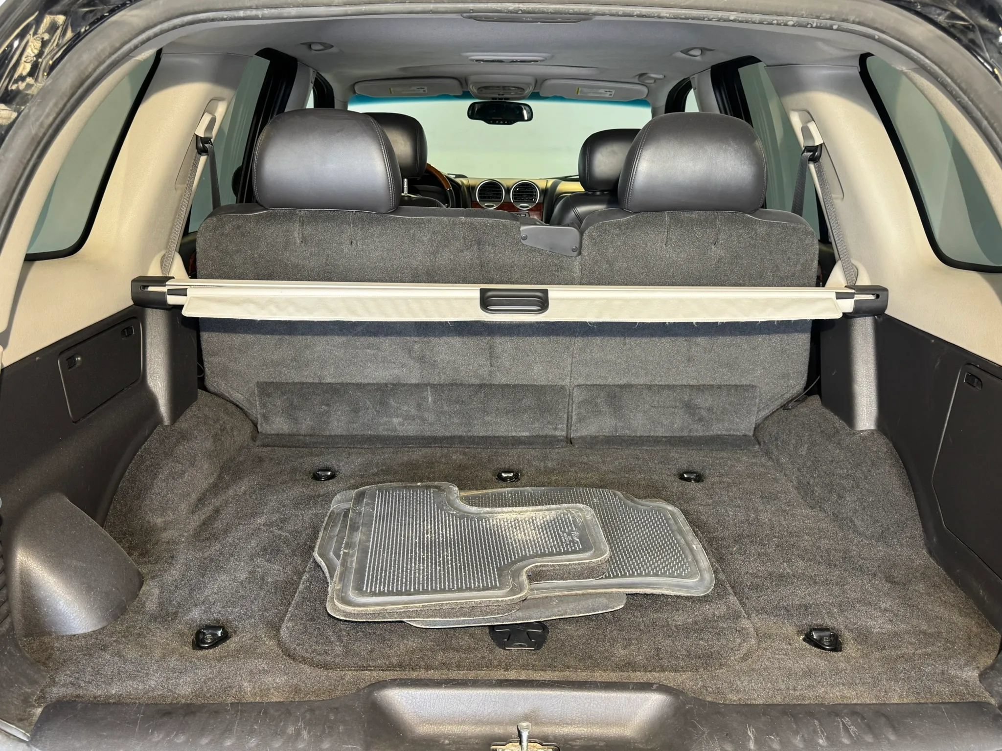 Used 2007 GMC Envoy Denali AWD/4WD image 30