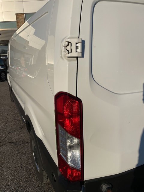 Used 2019 Ford Transit 250 148 Low Roof image 3