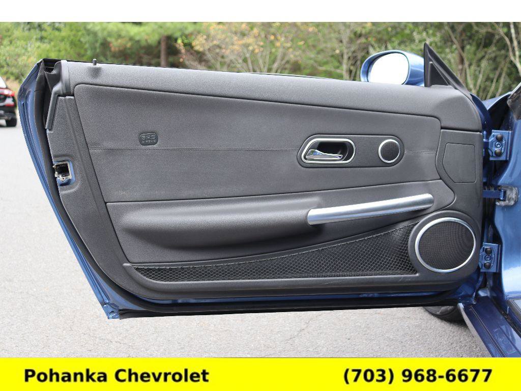 Used 2006 Chrysler Crossfire Limited image 20