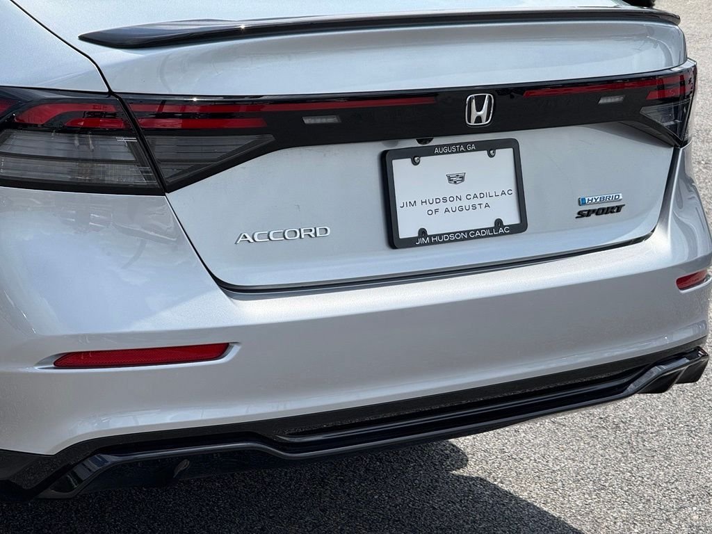 Used 2024 Honda Accord Sport image 11