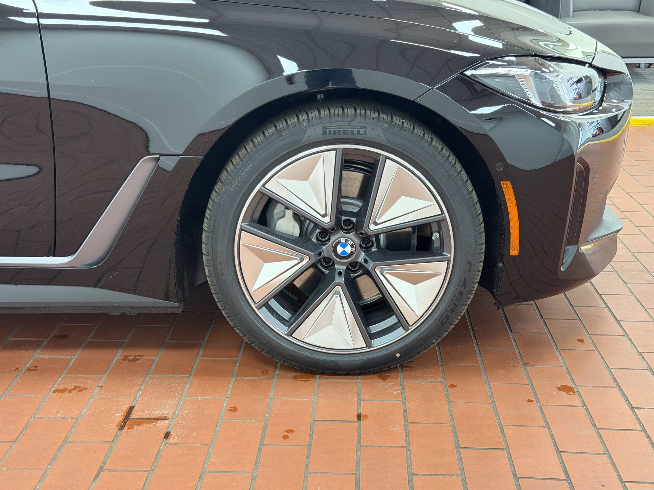 Used 2026 BMW i4 xDrive40i w/ Premium Package AWD/4WD image 11
