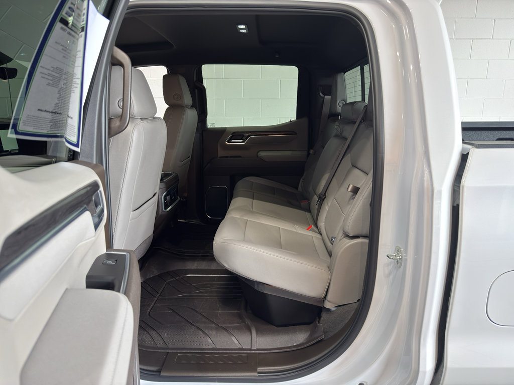Used 2025 Chevrolet Silverado 1500 LTZ AWD/4WD image 12