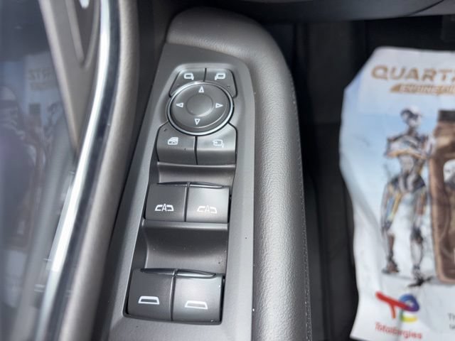 Used 2023 Chevrolet Tahoe Premier AWD/4WD image 18