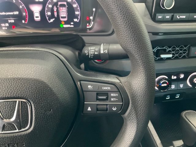 Certified 2025 Honda Accord SE image 11