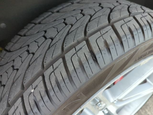 Used 2018 Cadillac Escalade Luxury image 10