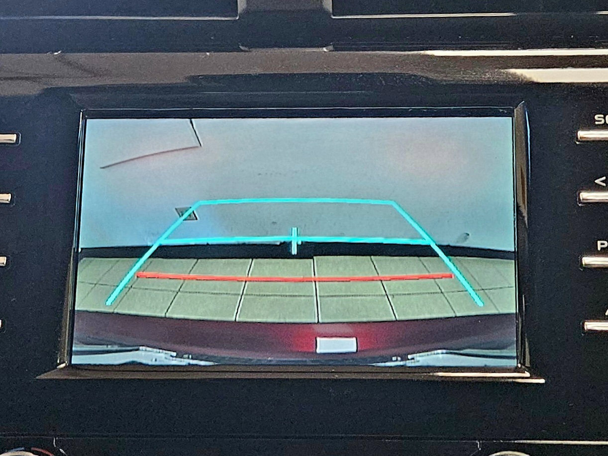 Used 2018 Toyota Camry SE image 18