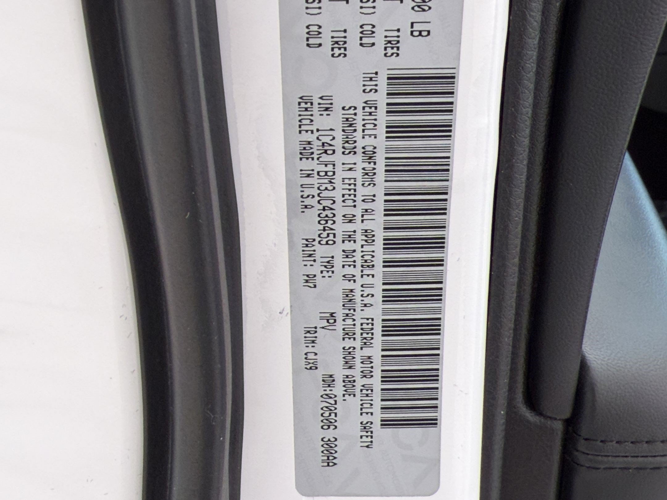 Used 2018 Jeep Grand Cherokee Limited AWD/4WD image 26