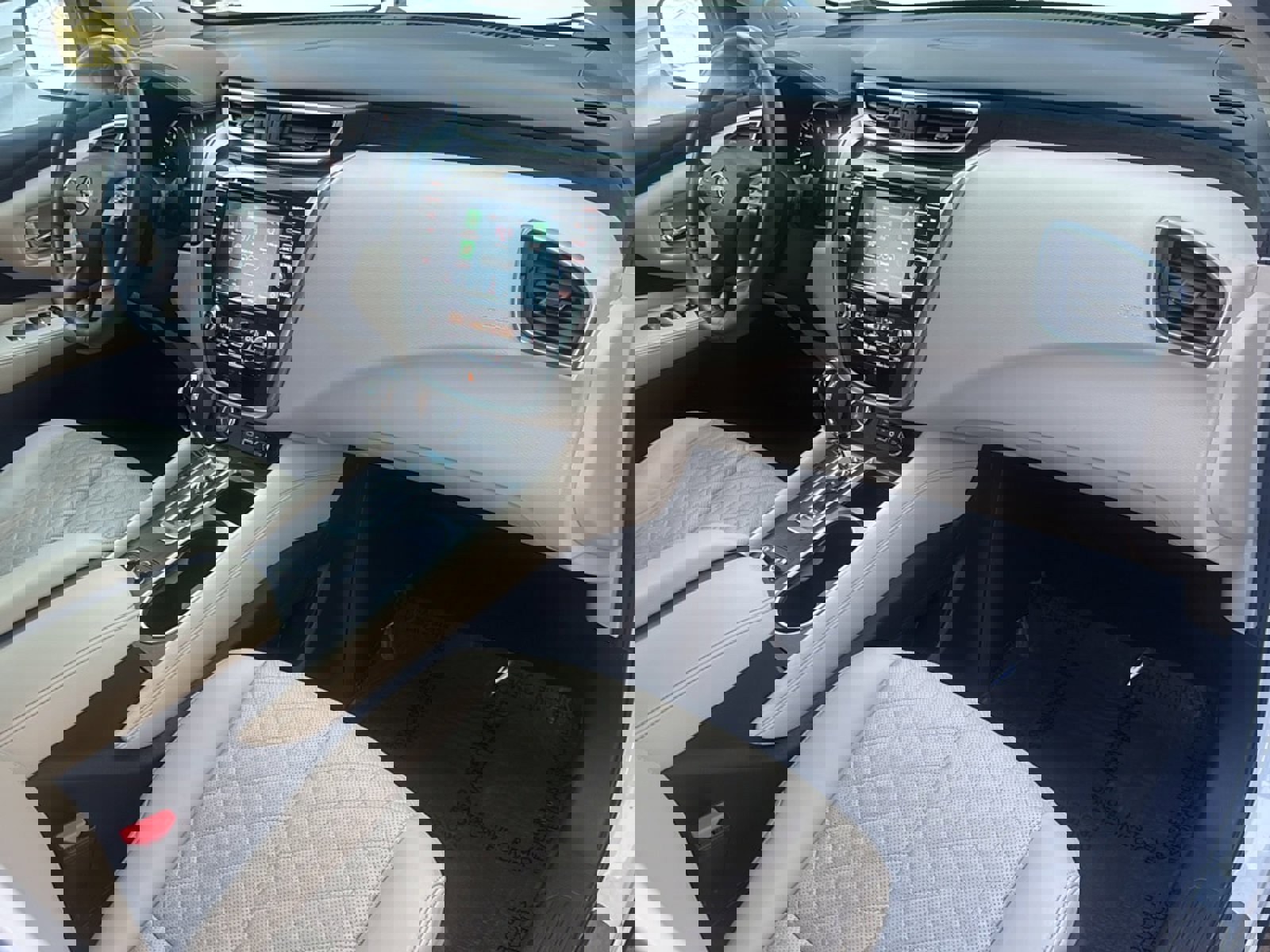 Used 2023 Nissan Murano Platinum w/ Cargo Package image 11