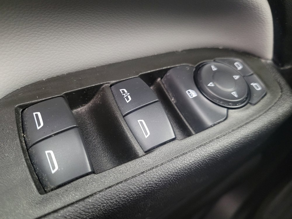 Used 2024 Chevrolet Equinox LS image 27